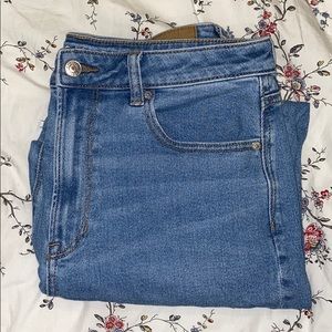 AE Mom Jeans - PRICE NEGOTIABLE!